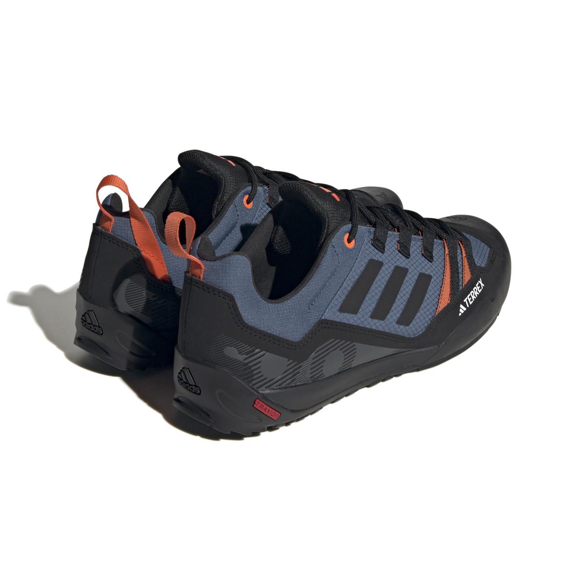 product/a/d/adidas_ie6903_7_footwear_photography_back_lateral_top_view_white.jpg