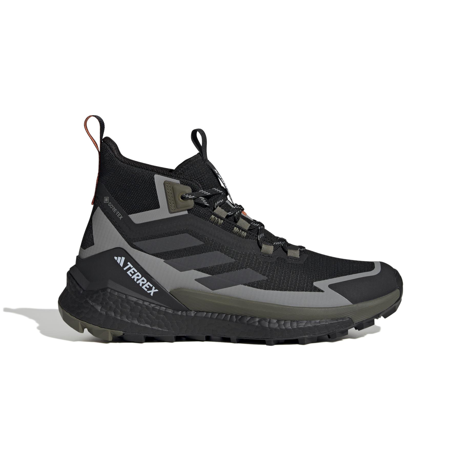 product/a/d/adidas_ih3526_1_footwear_photography_side_lateral_center_view_white-nw091625.jpg