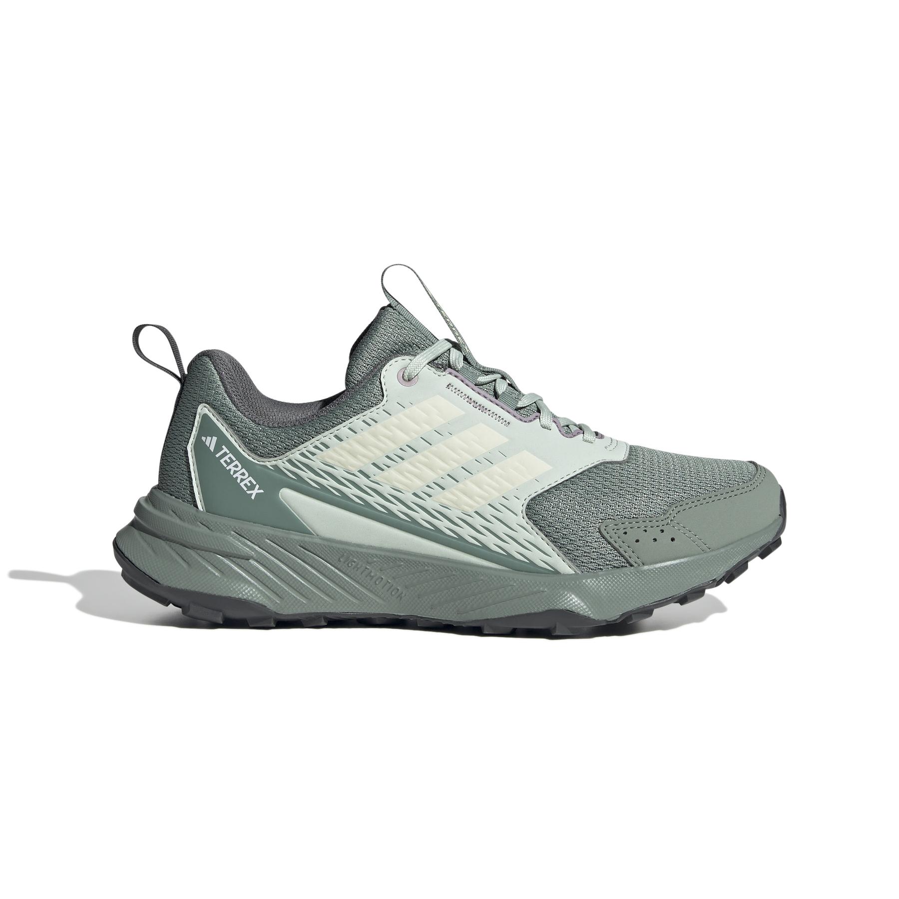 product/a/d/adidas_ji4289_1_footwear_photography_side_lateral_center_view_white-nw091625.jpg