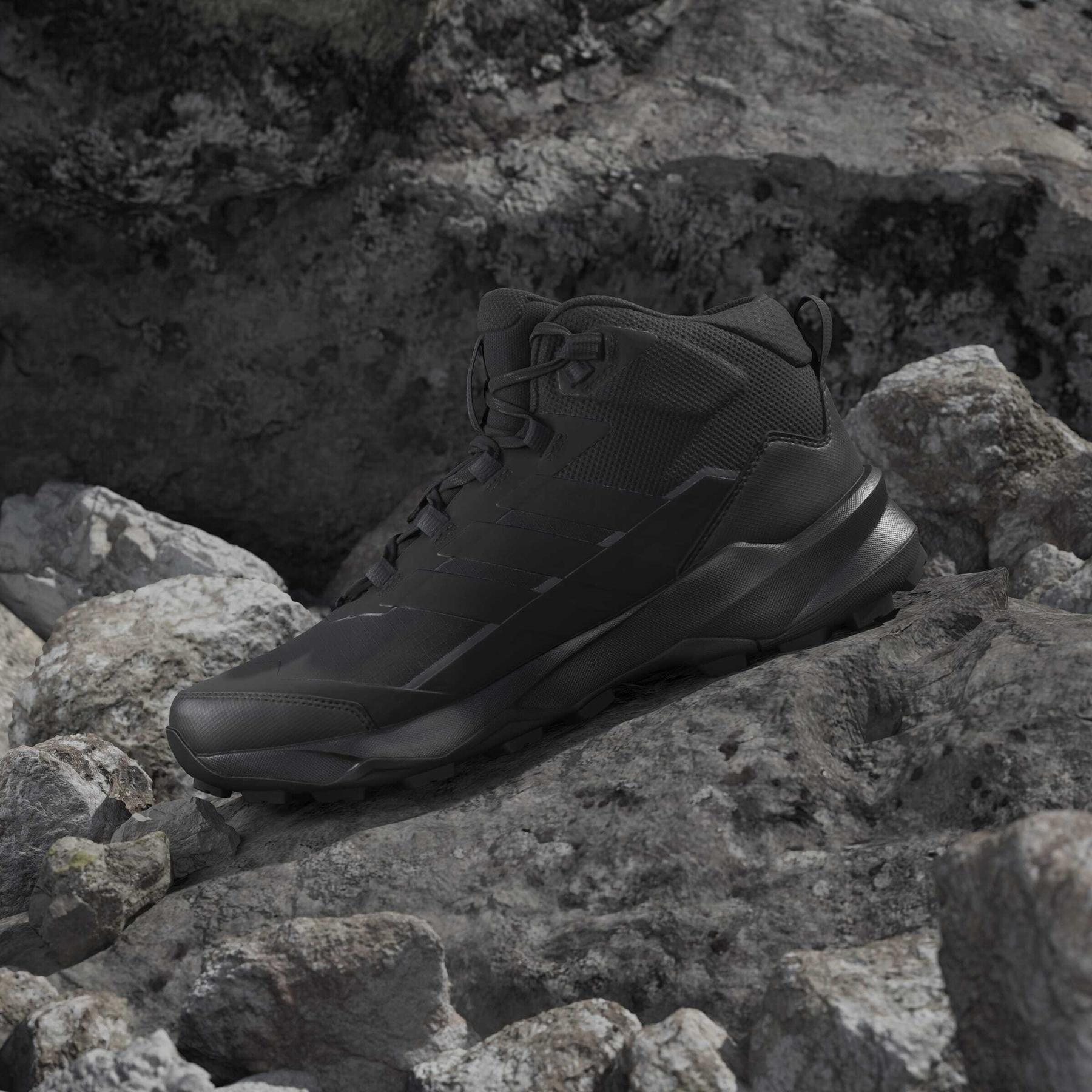 product/a/d/adidas_jq2207_20_footwear_photography_heromrktng_view_7-nw091625.jpg