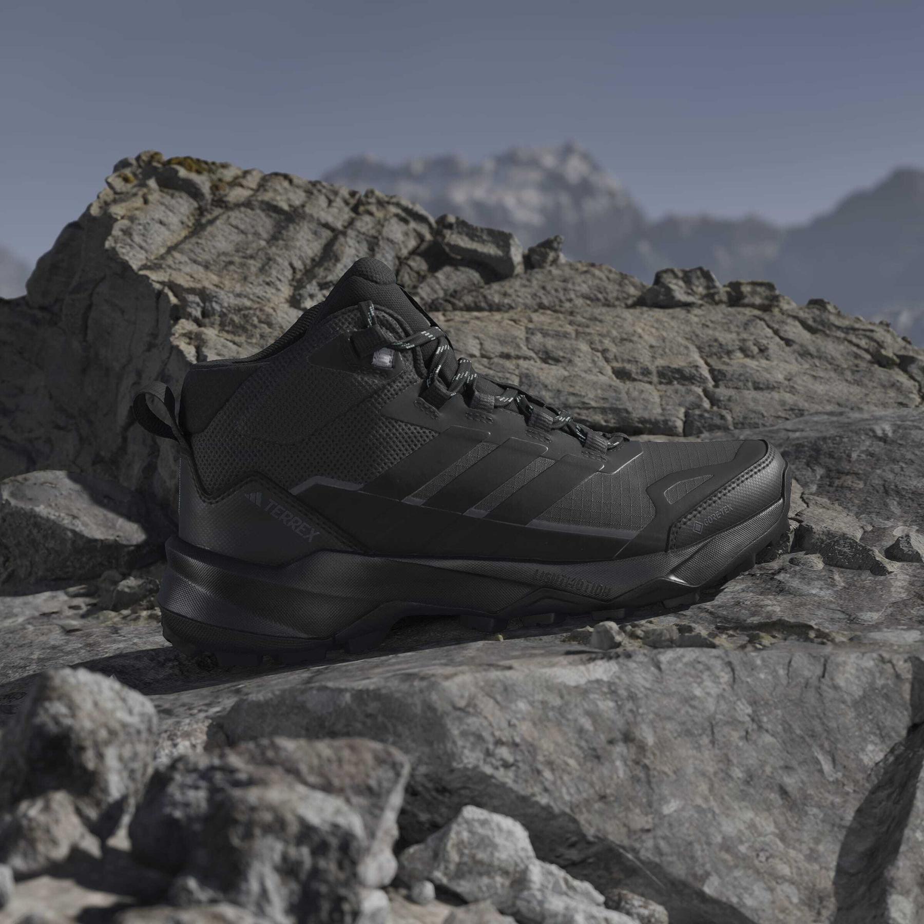 product/a/d/adidas_jq2219_16_footwear_photography_heromrktng_view_3-nw091625.jpg