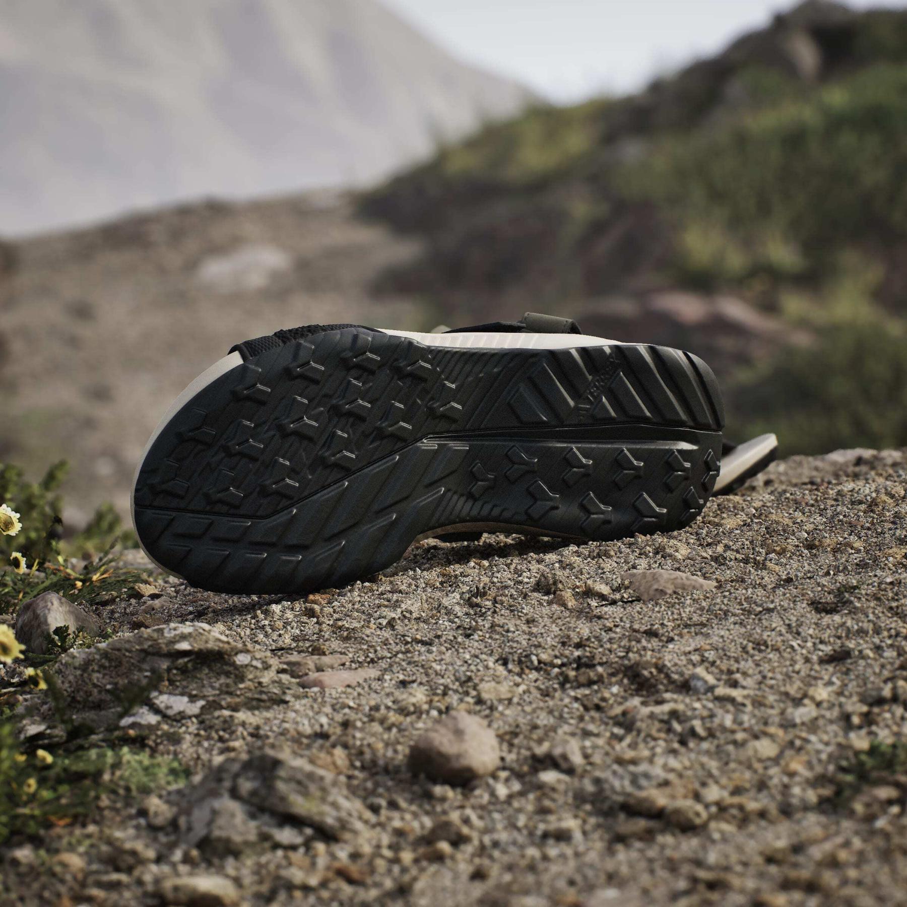 product/a/d/adidas_jq2236_17_footwear_photography_heromrktng_view_4-nw091625.jpg