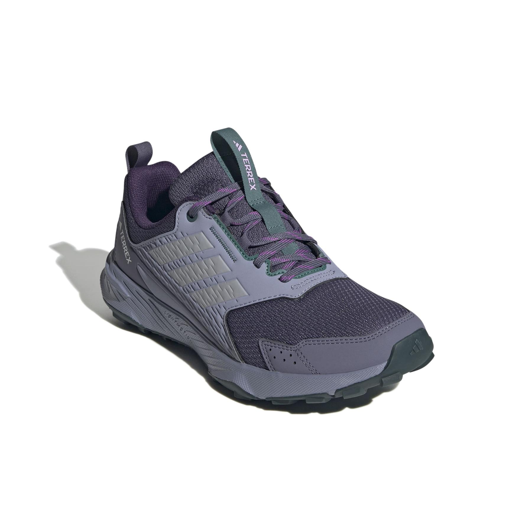 product/a/d/adidas_jr5281_6_footwear_photography_front_lateral_top_view_white-nw091725.jpg