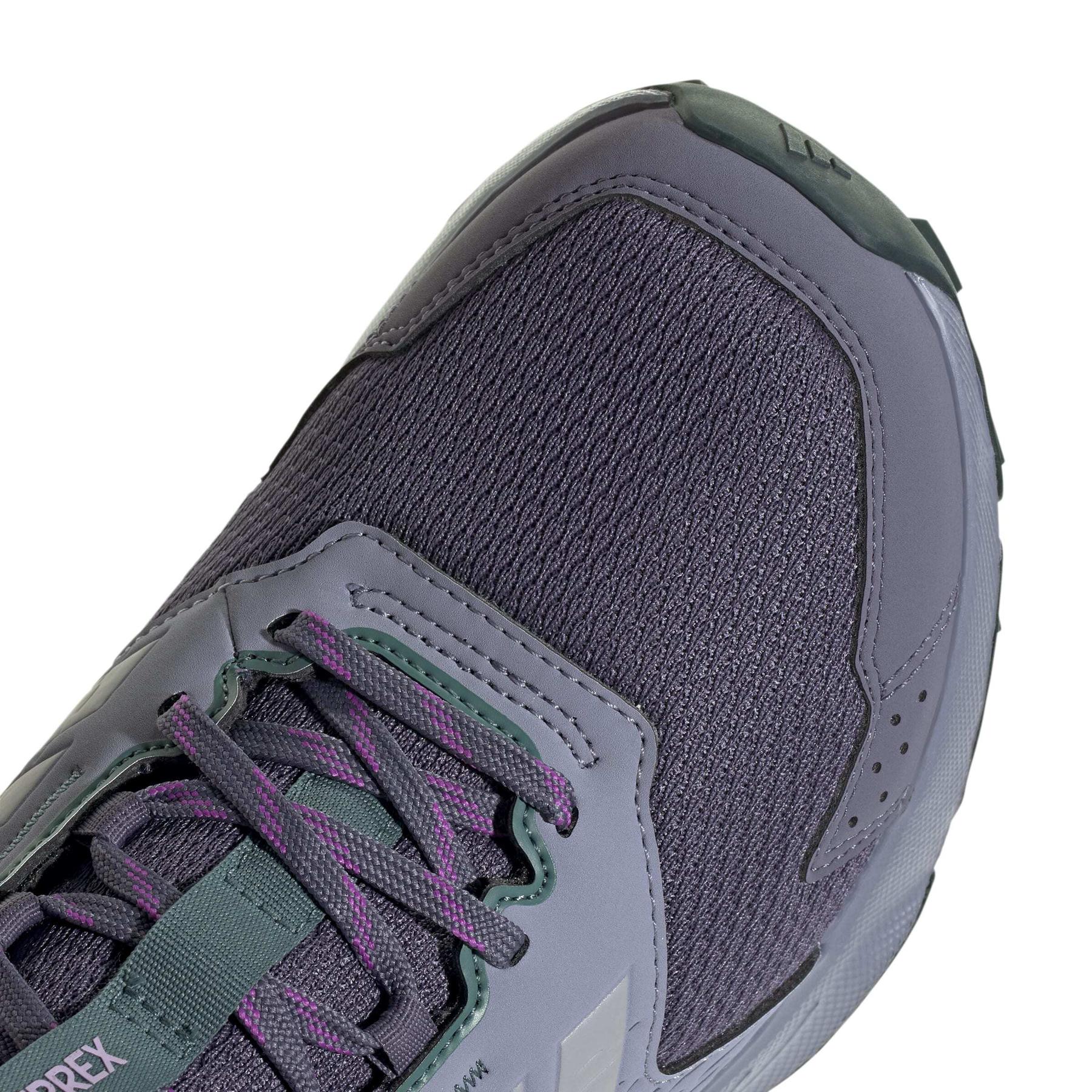 product/a/d/adidas_jr5281_8_footwear_photography_detail_view_1_white-nw091725.jpg