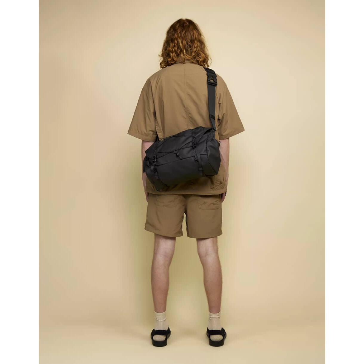 product/e/l/elliker_34032-black_02.jpg