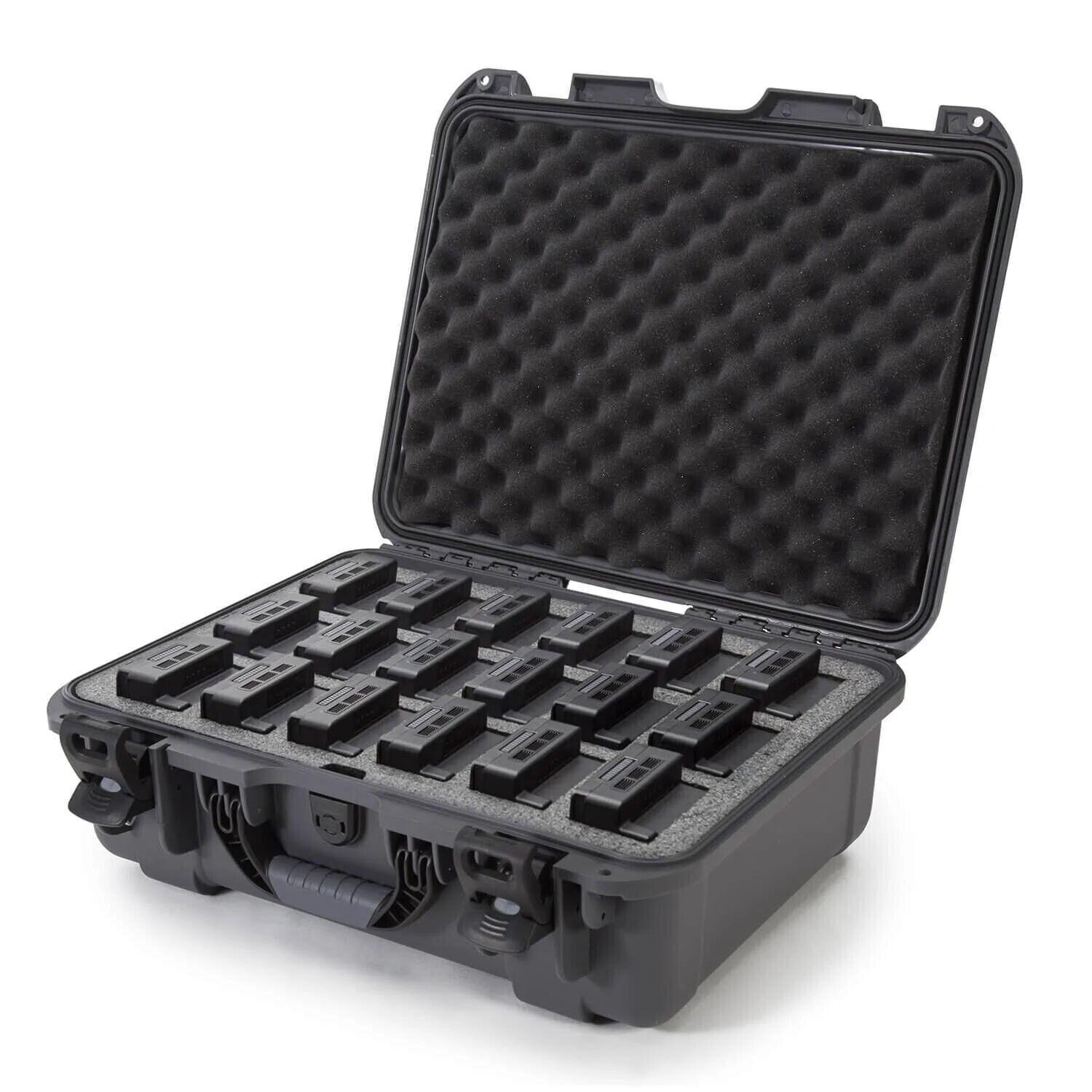 product/n/a/nanuk_930-m200b7_graphite_1.jpg