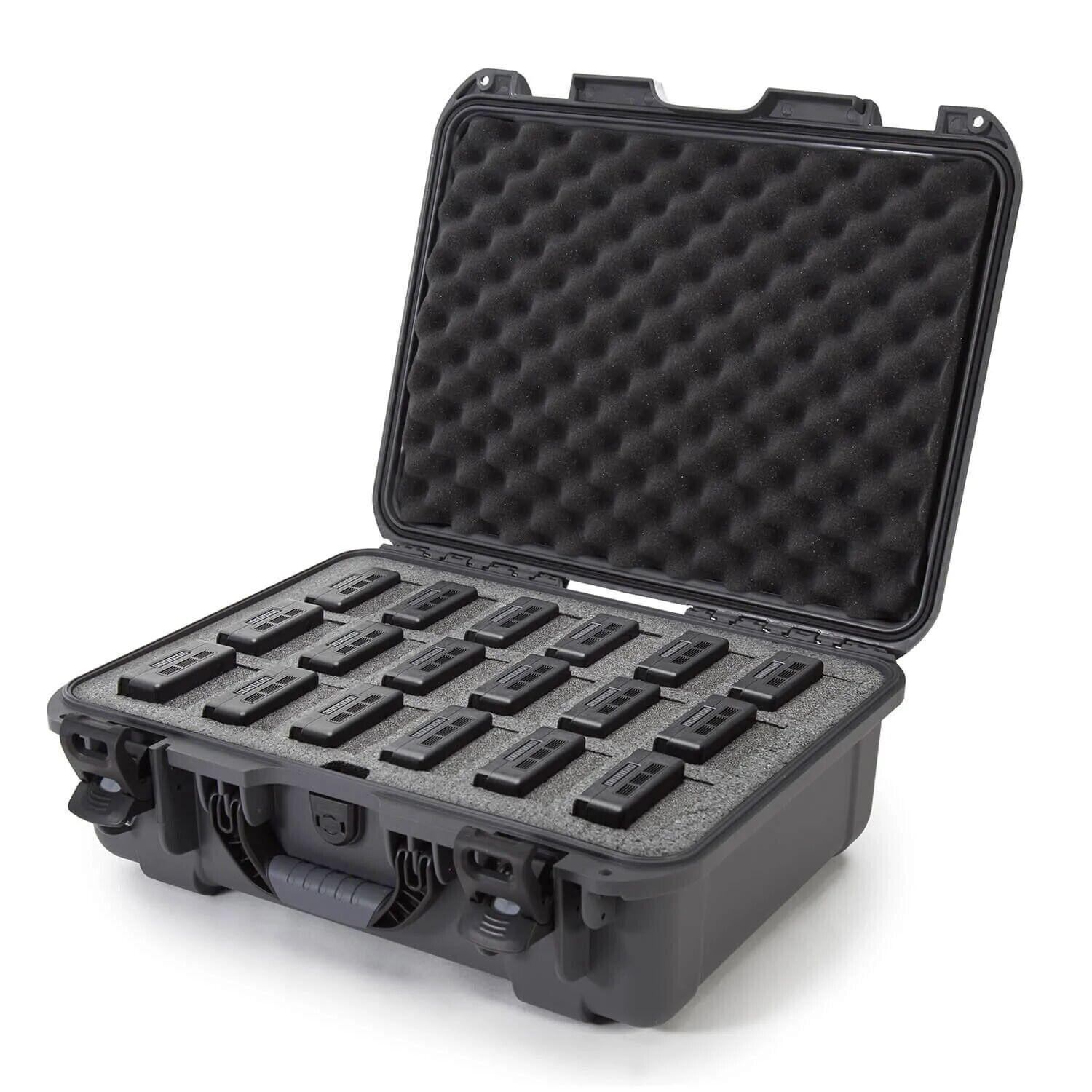 product/n/a/nanuk_930-m200b7_graphite_2.jpg