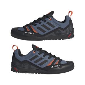 product/a/d/adidas_ie6903_10_footwear_photography_mirrored_pair_view_white.jpg
