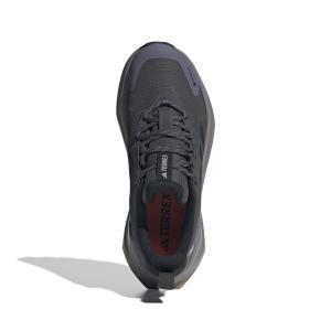product/a/d/adidas_jq9946_3_footwear_photography_top_portrait_view_white.jpg