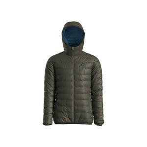 107u007-780-great-escapes-taku-puffer-forest-night